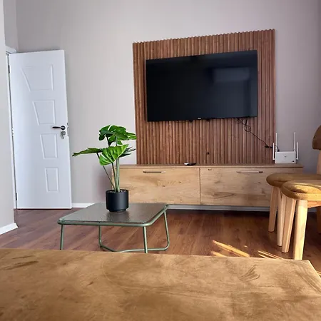 El Adriatik 2 Beachfront *
